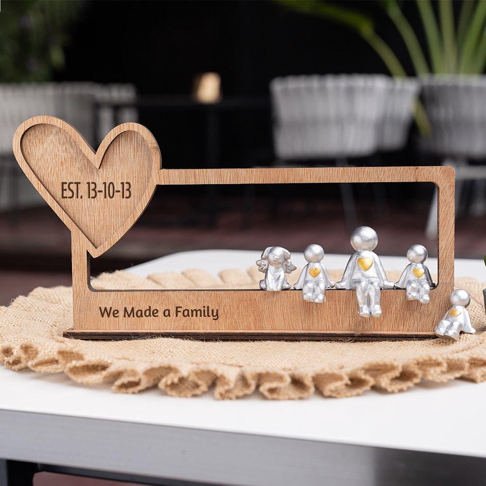 We Made A Family Personalized Sculpture Figurines For Christmas Day Gift Ideas