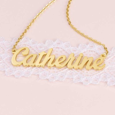 Personalized "Carrie" Style Name Necklace